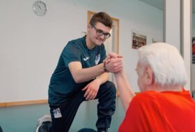 Non metterti in panchina da solo!