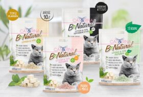 Lettiera per gatti al tofu Cat&Rina BeNatural è naturale, biodegradabile ed ecosostenibile, a base di fibre di soia riciclata.