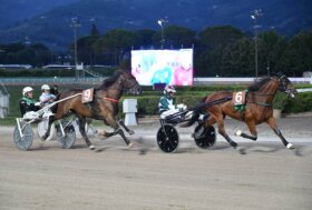 Mercoledì sera all’Ippodromo Snai Sesana con una nuova riunione di trotto che anticipa il Premio Nello Bellei di sabato 13