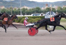 All’ippodromo snai sesana ‘la febbre del sabato sera’