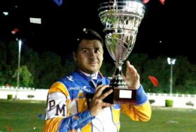 Sulla pista del San Paolo, riunione di 8 corse al trotto intitolate ai Giganti del Basket